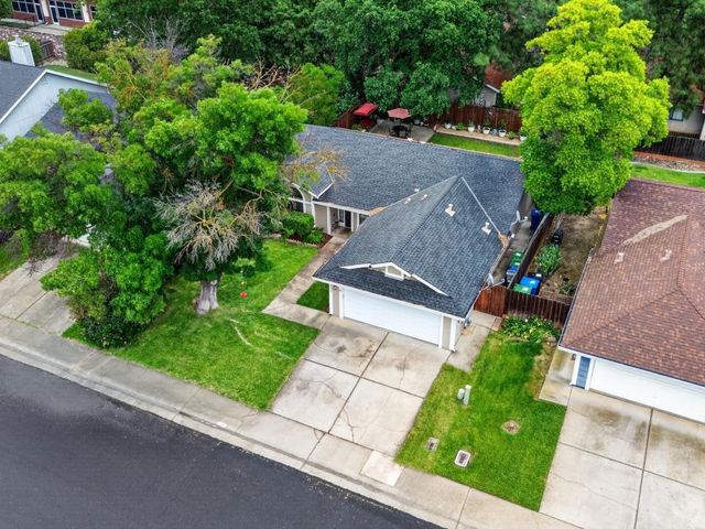 9332 Mapleview Way, Elk Grove, CA 95758