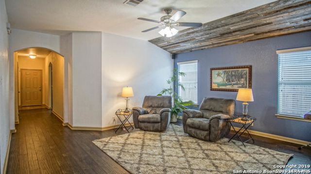 739 Guna, New Braunfels, TX 78130