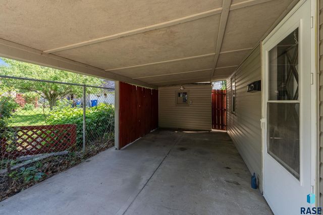 1520 N Highland Ave Avenue, Sioux Falls, SD 57103