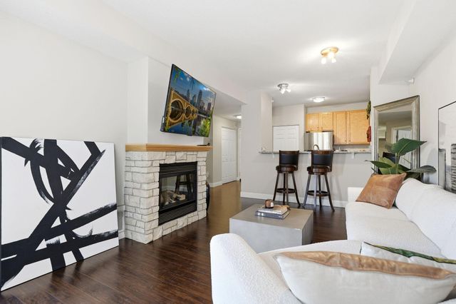 545 N 1st Street 400, Minneapolis, MN 55401