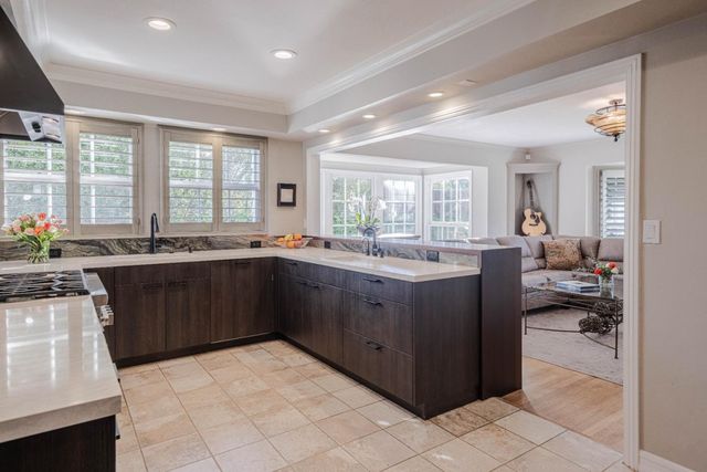 247 Oak Street, Salinas, CA 93901