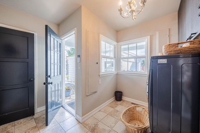 247 Oak Street, Salinas, CA 93901