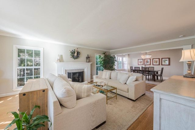 247 Oak Street, Salinas, CA 93901