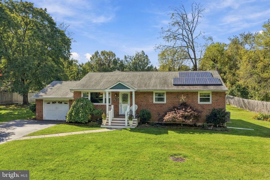 92 EVERGREEN DR, DOYLESTOWN, PA 18901 — photo 5