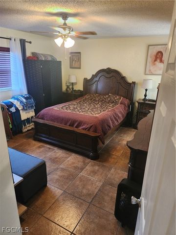 2102 SE 8th TER, Cape Coral, FL 33990