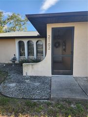 2102 SE 8th TER, Cape Coral, FL 33990