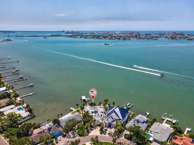 1828 VENETIAN POINT DRIVE, Clearwater, FL 33755