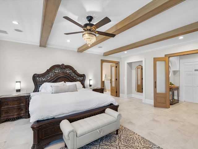 1828 VENETIAN POINT DRIVE, Clearwater, FL 33755