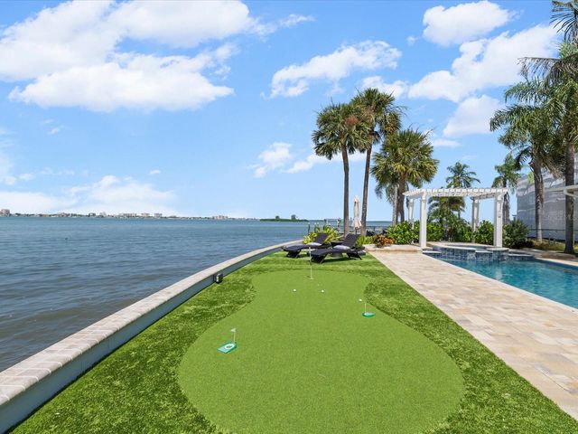 1828 VENETIAN POINT DRIVE, Clearwater, FL 33755