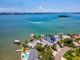 1828 VENETIAN POINT DRIVE, Clearwater, FL 33755
