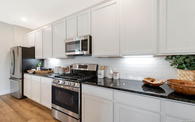 13011 AUDREY HBR, Von Ormy, TX 78073