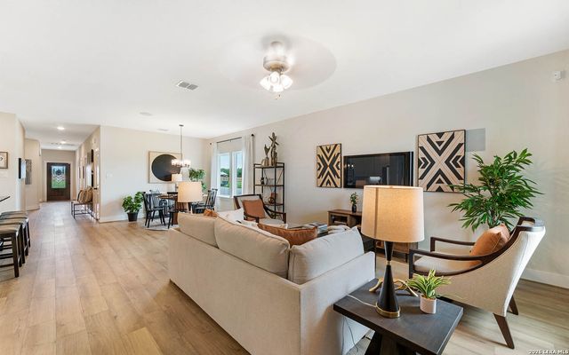 13011 AUDREY HBR, Von Ormy, TX 78073