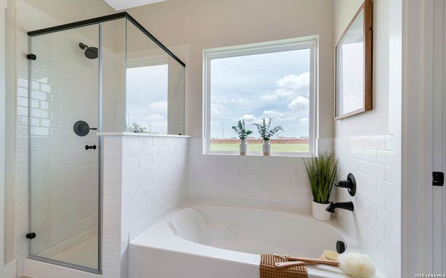 13011 AUDREY HBR, Von Ormy, TX 78073