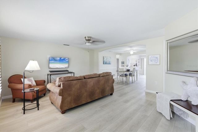 24 N OAKWOOD DRIVE N 24, Englewood, FL 34223