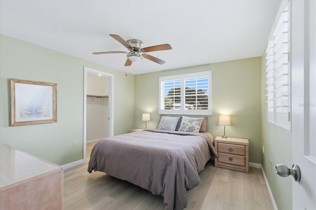 24 N OAKWOOD DRIVE N 24, Englewood, FL 34223