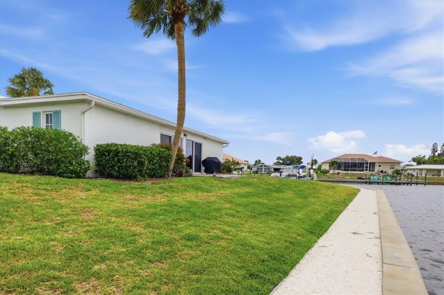 24 N OAKWOOD DRIVE N 24, Englewood, FL 34223