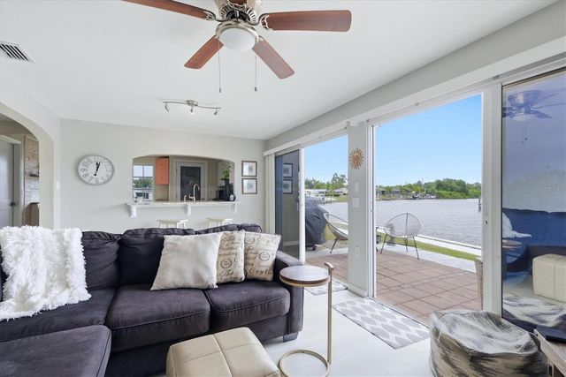24 N OAKWOOD DRIVE N 24, Englewood, FL 34223