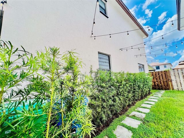 25532 SW 108th Ave 0, Homestead, FL 33032