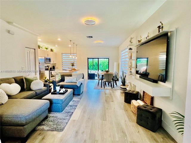 25532 SW 108th Ave 0, Homestead, FL 33032