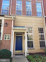 1970 CRESCENT PARK DR N #19A, Reston, VA 20190