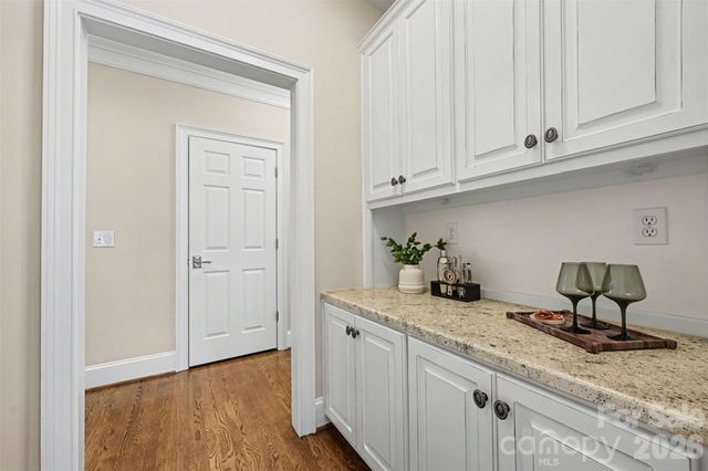 7321 Timberneck Court, Charlotte, NC 28277