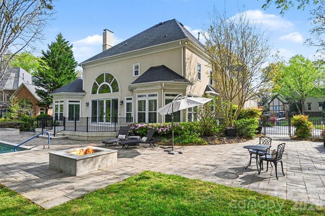 7321 Timberneck Court, Charlotte, NC 28277