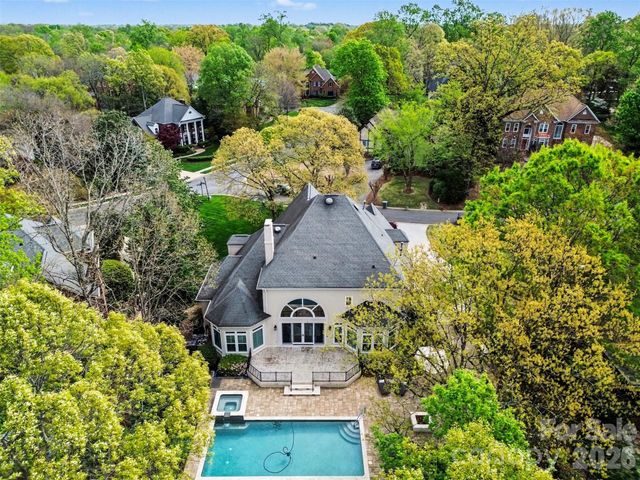 7321 Timberneck Court, Charlotte, NC 28277