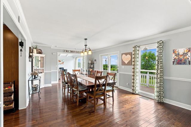 344 Peach Valley Rd, Gallatin, TN 37066