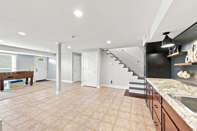 344 Peach Valley Rd, Gallatin, TN 37066