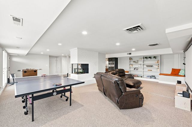 344 Peach Valley Rd, Gallatin, TN 37066
