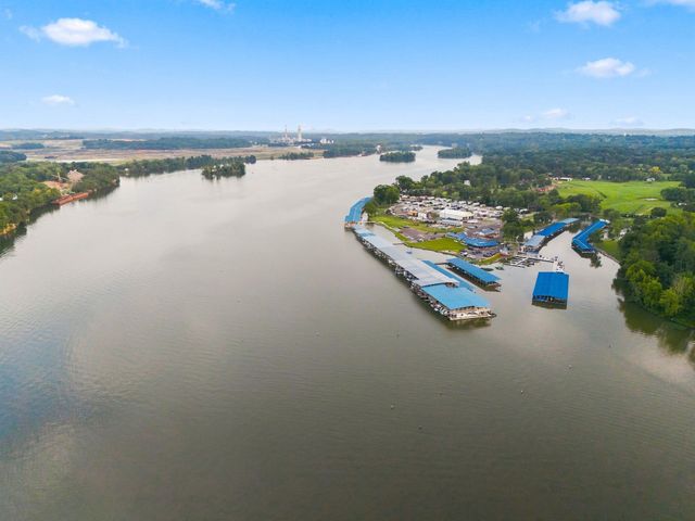 344 Peach Valley Rd, Gallatin, TN 37066
