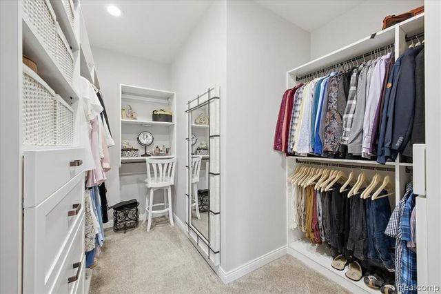 60778 Forest Creek Drive, Washington, MI 48094