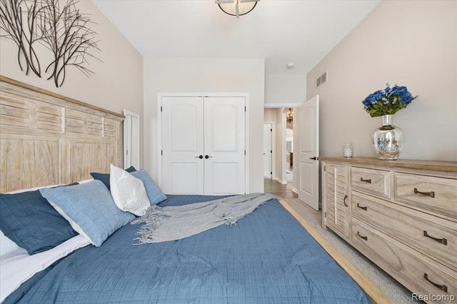 60778 Forest Creek Drive, Washington, MI 48094