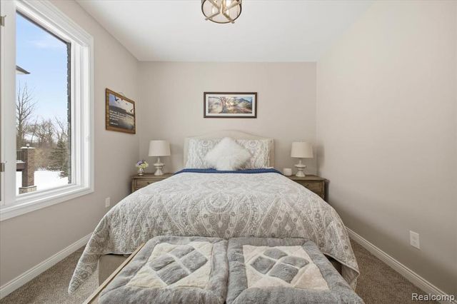 60778 Forest Creek Drive, Washington, MI 48094