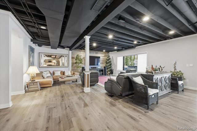 60778 Forest Creek Drive, Washington, MI 48094