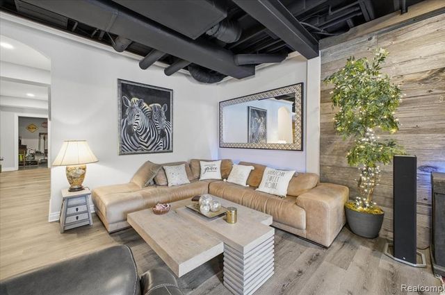 60778 Forest Creek Drive, Washington, MI 48094