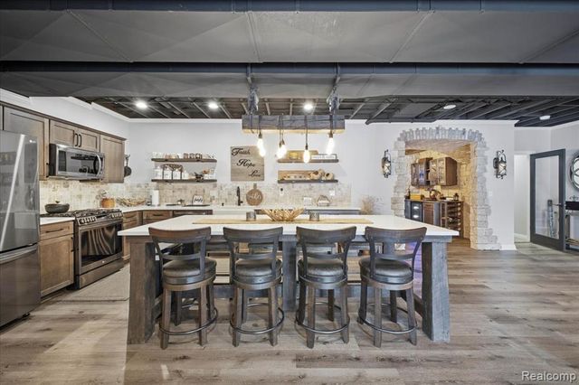 60778 Forest Creek Drive, Washington, MI 48094