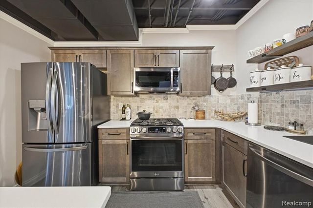 60778 Forest Creek Drive, Washington, MI 48094