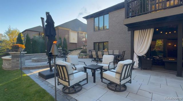 60778 Forest Creek Drive, Washington, MI 48094