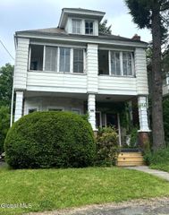 2422 Lavin Court, Troy, NY 12180