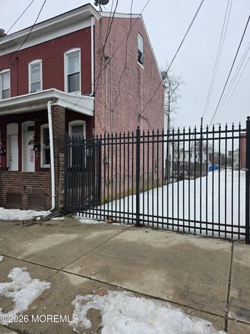 175 Division Street, Trenton, NJ 08611