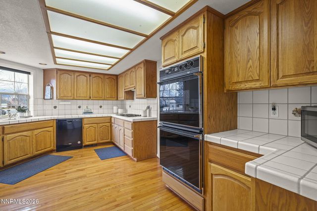 1636 Mackland Avenue, Minden, NV 89423