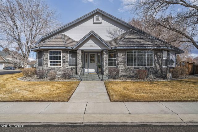 1636 Mackland Avenue, Minden, NV 89423