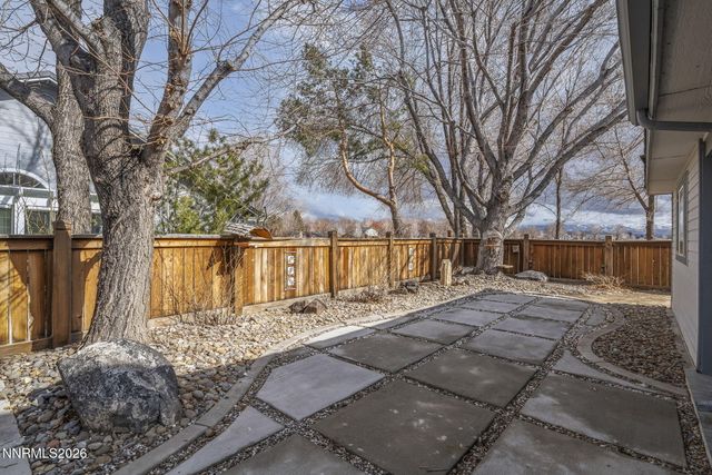 1636 Mackland Avenue, Minden, NV 89423