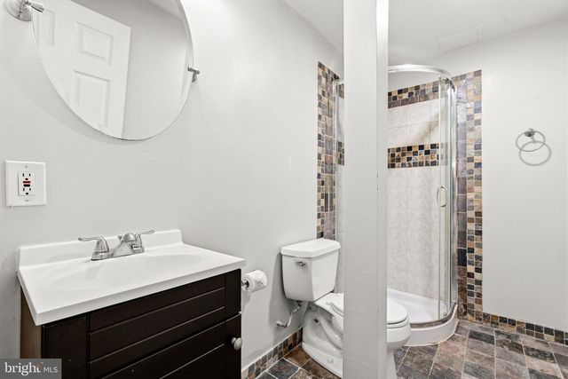 6182 STONEPATH CIR, Centreville, VA 20120