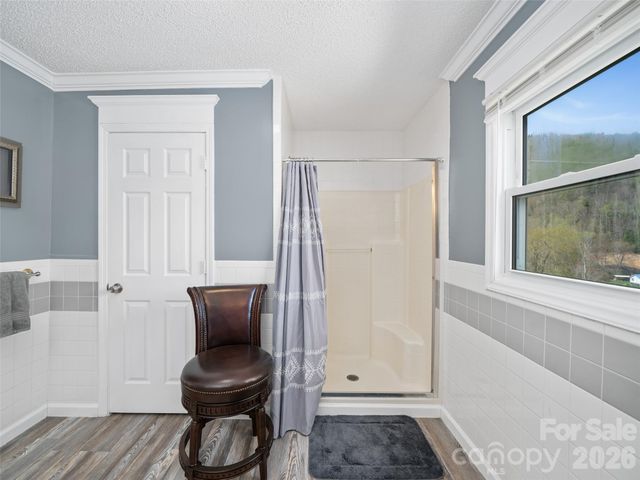 173 Odoms Chapel Road, Bakersville, NC 28705