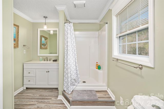 173 Odoms Chapel Road, Bakersville, NC 28705
