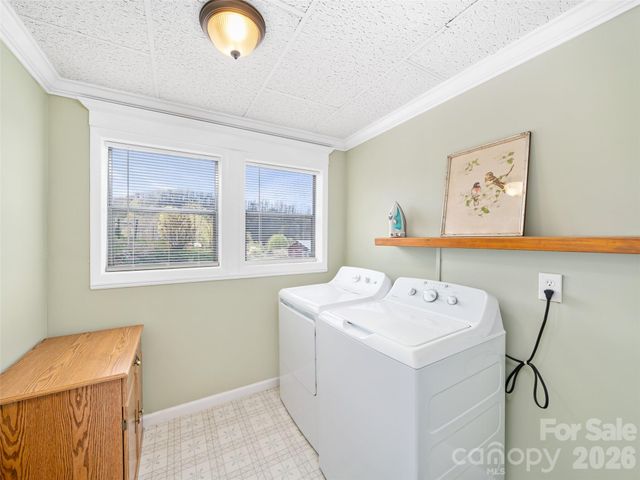 173 Odoms Chapel Road, Bakersville, NC 28705