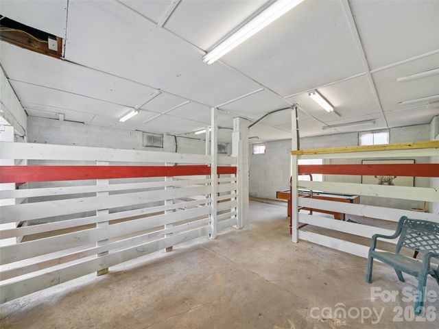 173 Odoms Chapel Road, Bakersville, NC 28705
