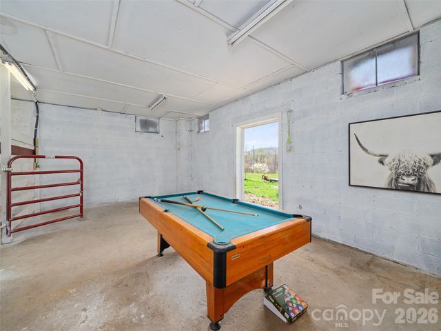 173 Odoms Chapel Road, Bakersville, NC 28705
